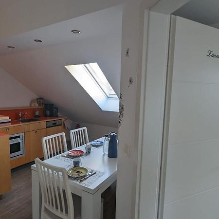 Helle Wohnung Mit Zwei Schlafzimmern Eching  Bagian luar foto