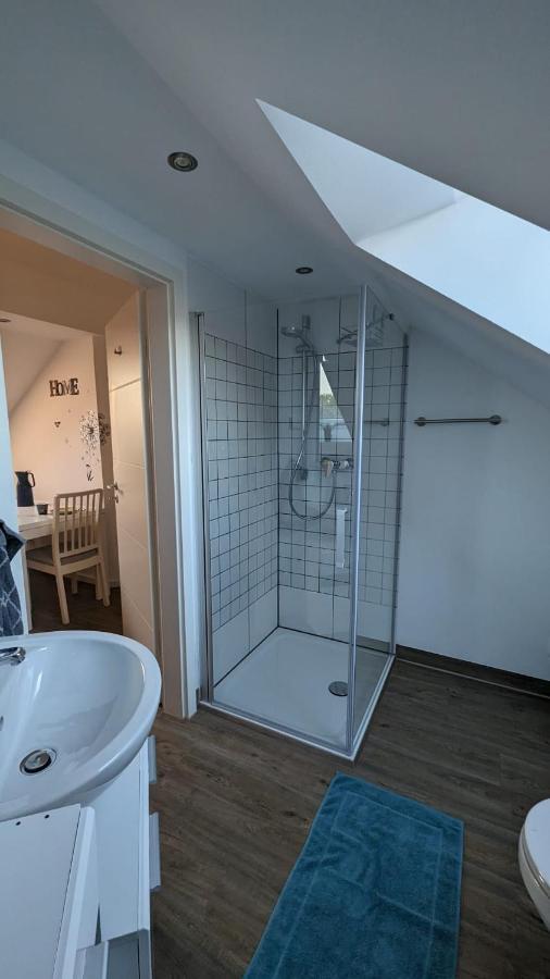 Helle Wohnung Mit Zwei Schlafzimmern Eching  Bagian luar foto